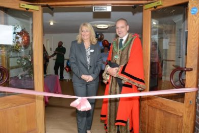 A photo showing Mayor Councillor Jon Hutchings, opening Deer Park Car Home.